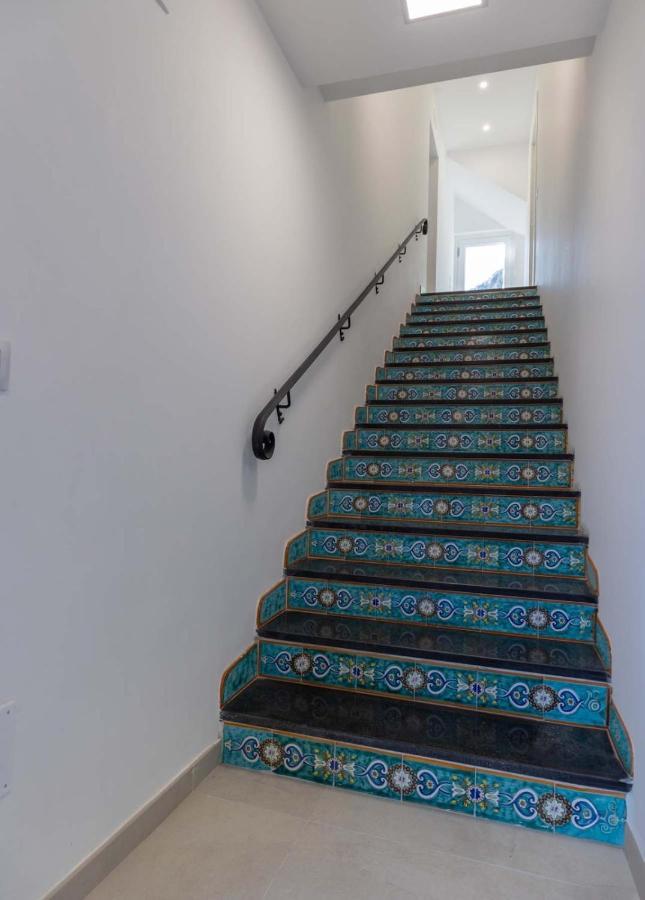 Al Chiaro Di Luna Luxury Suites Amalfi Coast Vietri sul Mare Exterior photo
